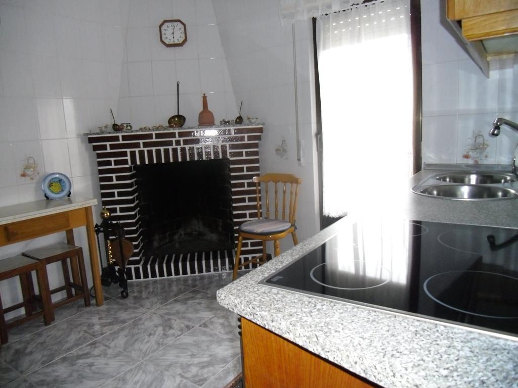 Casa Rural El Carrascal Valdefuentes de Sangusín Zewnętrze zdjęcie