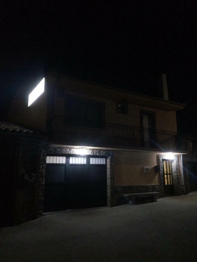 Casa Rural El Carrascal Valdefuentes de Sangusín Zewnętrze zdjęcie